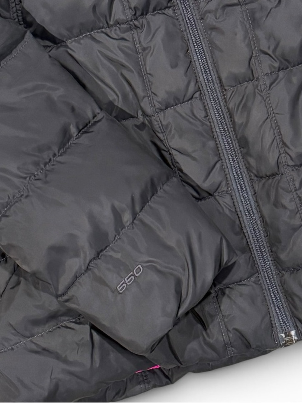 The North Face Women's Gray Puffer Jacket 550 Pink Lining and Faux Fur Hood - S - Picture 5 of 12